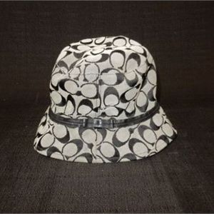 Coach Monogram Bucket Hat Women's P/S